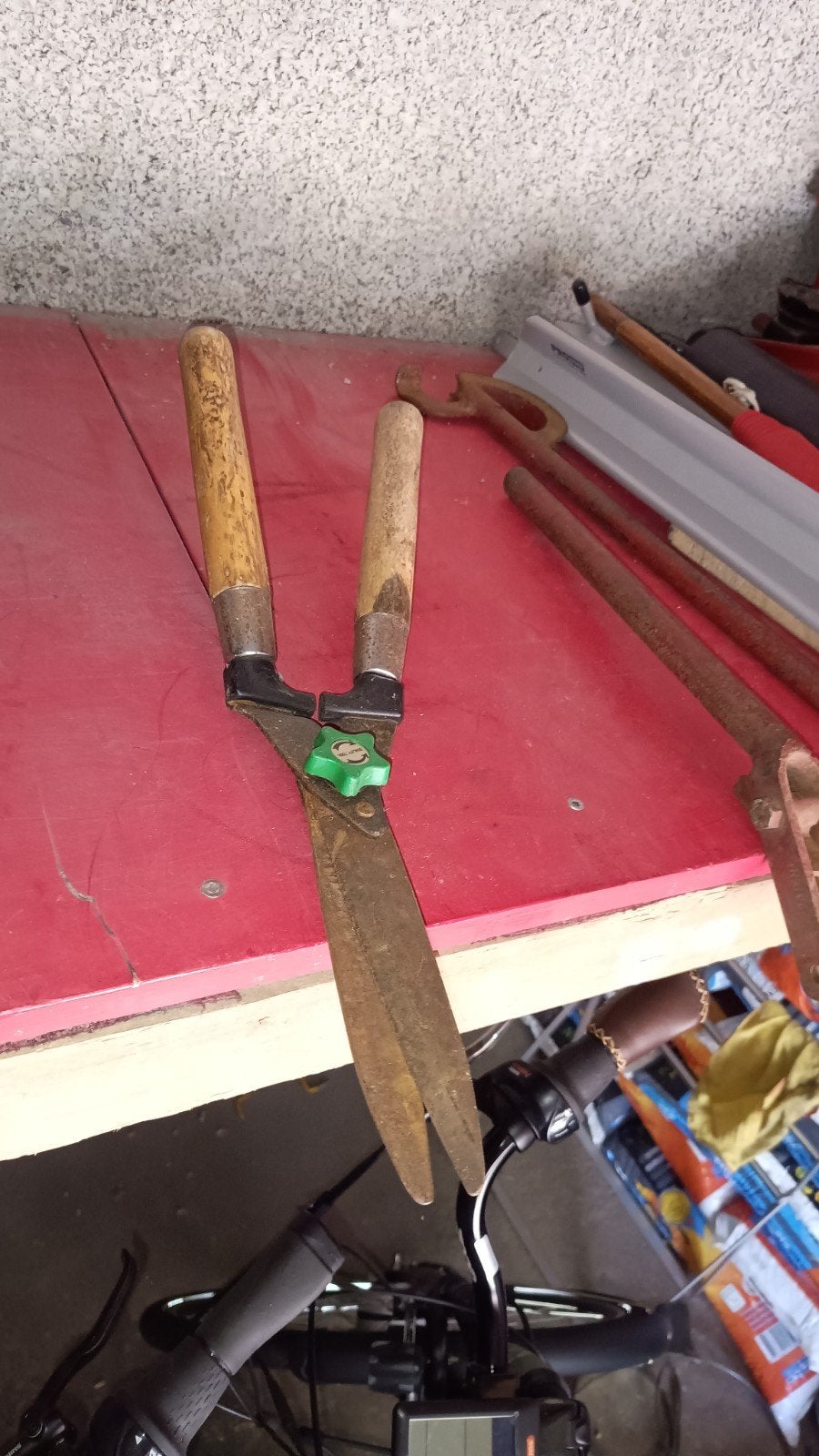 goede kwaliteit Hegge schaar met houten handvat, Ophalen, Gebruikt