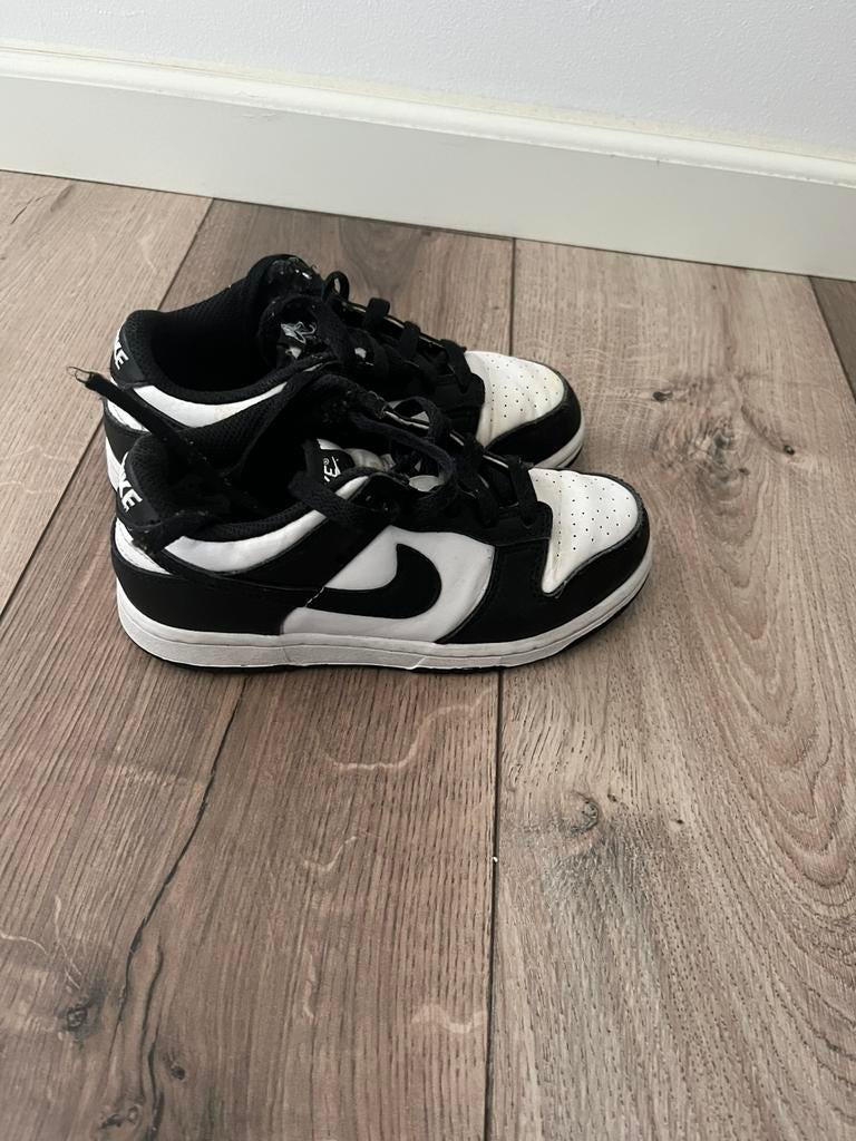 Nike zwart wit schoenen maat 33, Ophalen, Gebruikt, Schoenen, Jongen