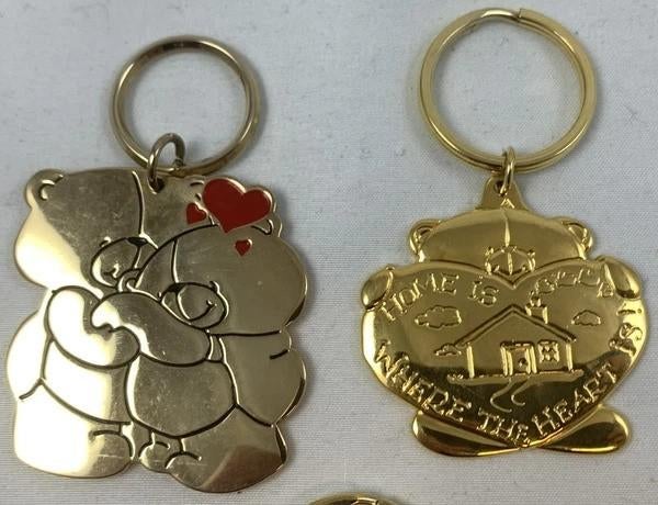 Hallmark Forever Friends Beer Sleutelhanger Set 3 Stuks Goud, Verzamelen, Poppetjes en Figuurtjes, Coolsingel 104, 3011 AG Rotterdam, Netherlands