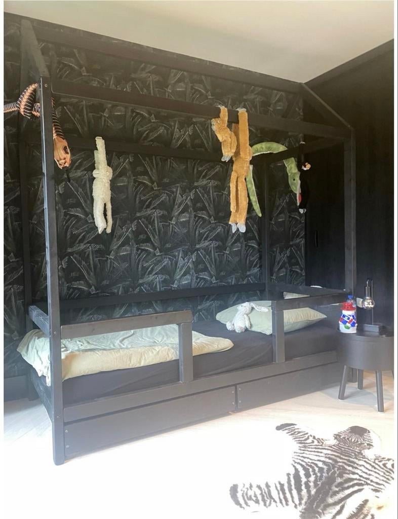 Jungle bed 160x80 - Zwart kinderbed huisbed, Kinderen en Baby's, Kinderkamer | Bedden, Ophalen, Zo goed als nieuw, 160 tot 180 cm