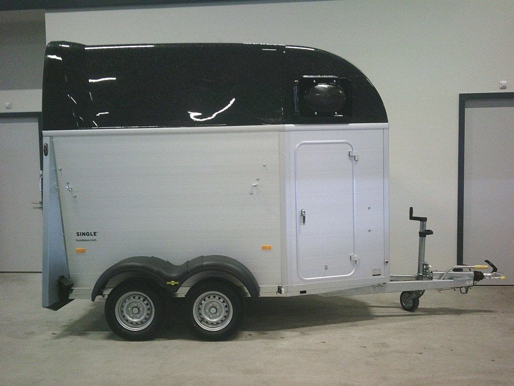 Humbaur Single Alu Black met zadelkamer. AANBIEDING, Dieren en Toebehoren, Niet ingevuld, Niet ingevuld, Ophalen of Verzenden