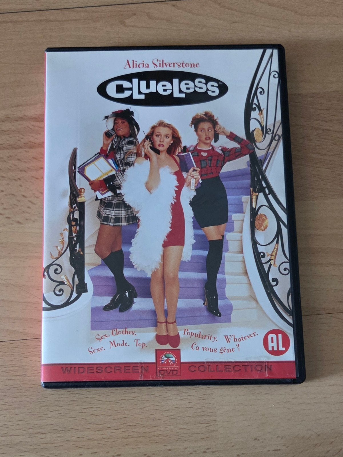 Clueless, Vanaf 16 jaar, Ophalen of Verzenden, Zo goed als nieuw, Actiekomedie