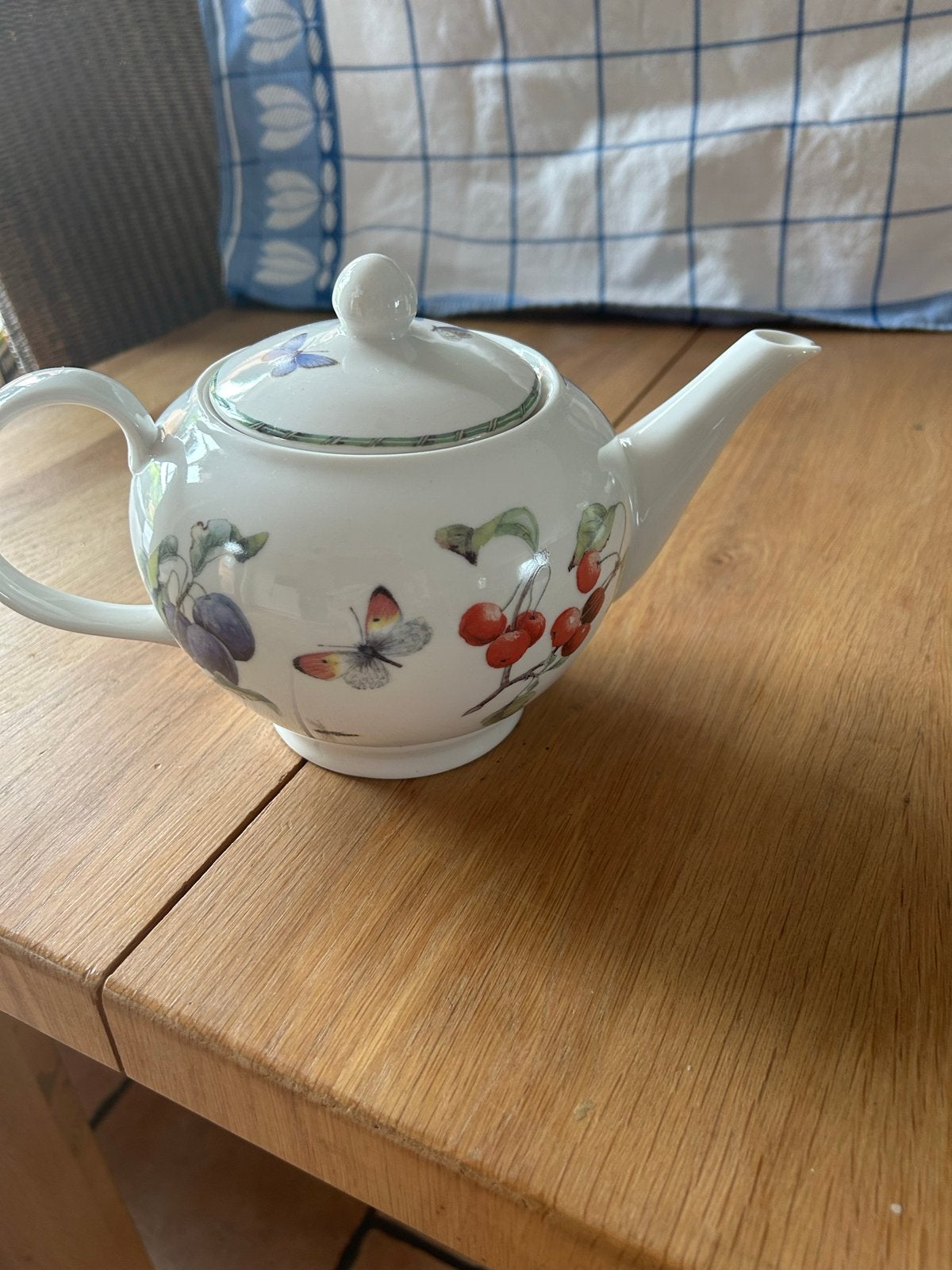theepot fruit en flowers, Gebruikt, Steen/keramiek, Meerkleurig, Overige merken