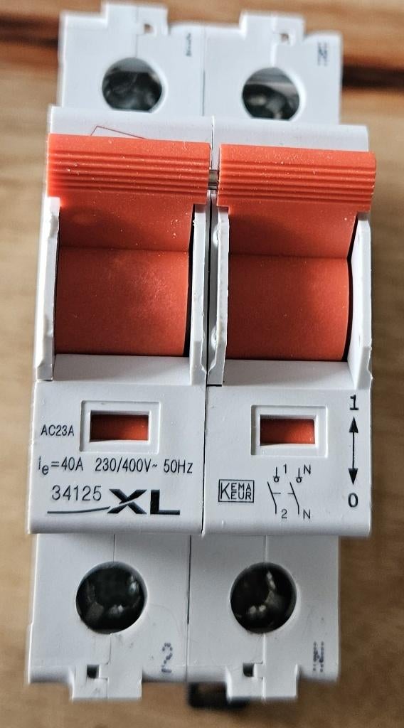 Attema Click-mate XL Hoofdschakelaar – 2-polig 40A, Verzenden, Zo goed als nieuw, Overige typen