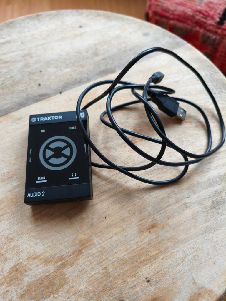 Traktor audio 2 MK2, Muziek en Instrumenten, Dj-sets en Draaitafels, Ophalen of Verzenden, Zo goed als nieuw, Overige merken