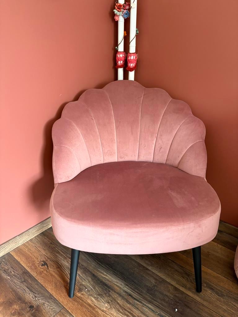 Karwei roze schelp stoel roze woood, Ophalen, Zo goed als nieuw, Overige kleuren, Eén