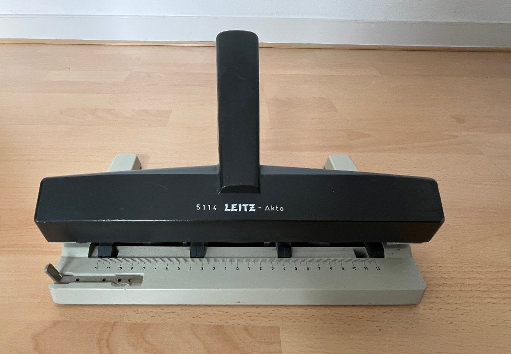 Leitz Perforator 5114 Akto , t.e.a.b., Ophalen of Verzenden, Gebruikt
