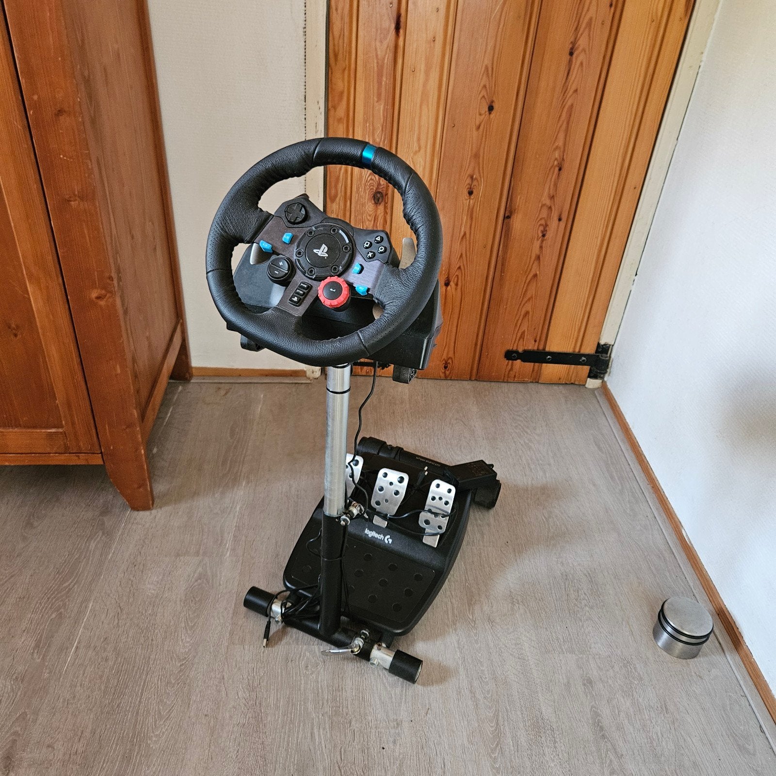 G29 Logitech stuur met standaard en F1, Spelcomputers en Games, Spelcomputers | Overige Accessoires, Ophalen, Zo goed als nieuw