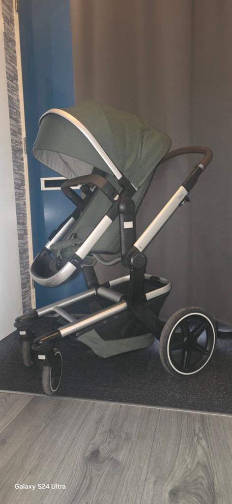 ULTRA COMPLETE Joolz Day+ 3-in-1Marvellous Green (incl., Verstelbare duwstang, Zo goed als nieuw, Ophalen, Kinderwagen