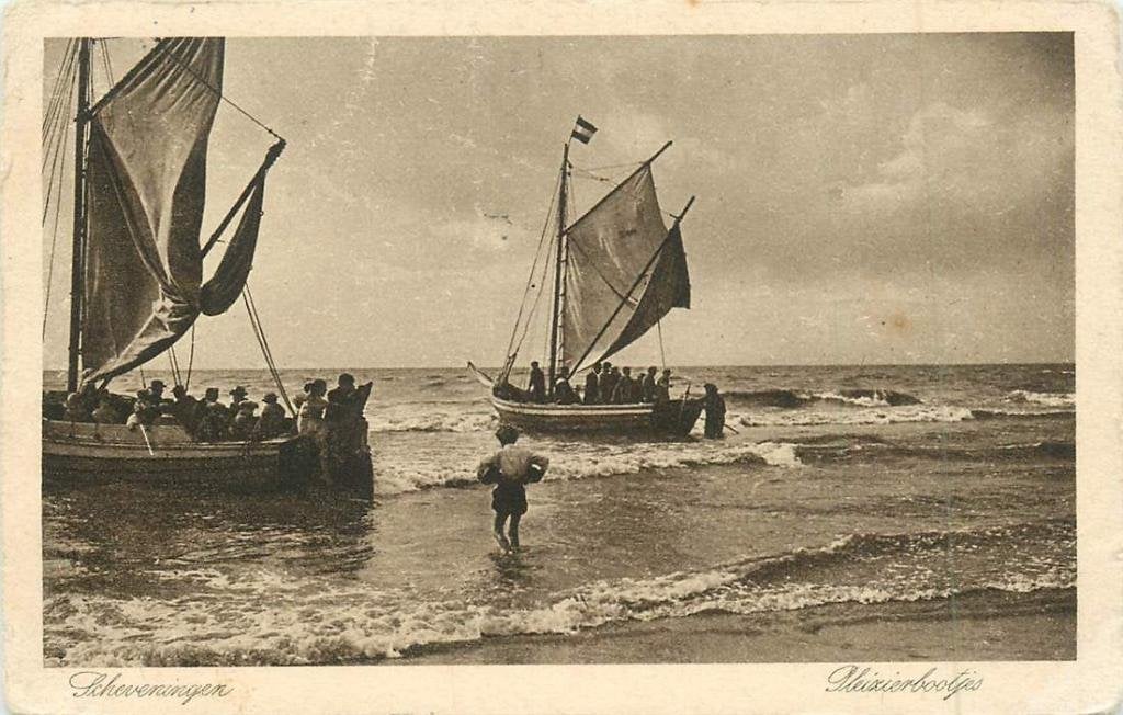 381-049-011 Scheveningen Bootjes, Verzenden, Voor 1920, Zuid-Holland