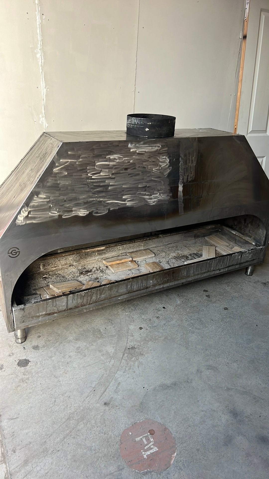 Houtskool grill MANCAVE BLIKVANGER, Ophalen, Zo goed als nieuw