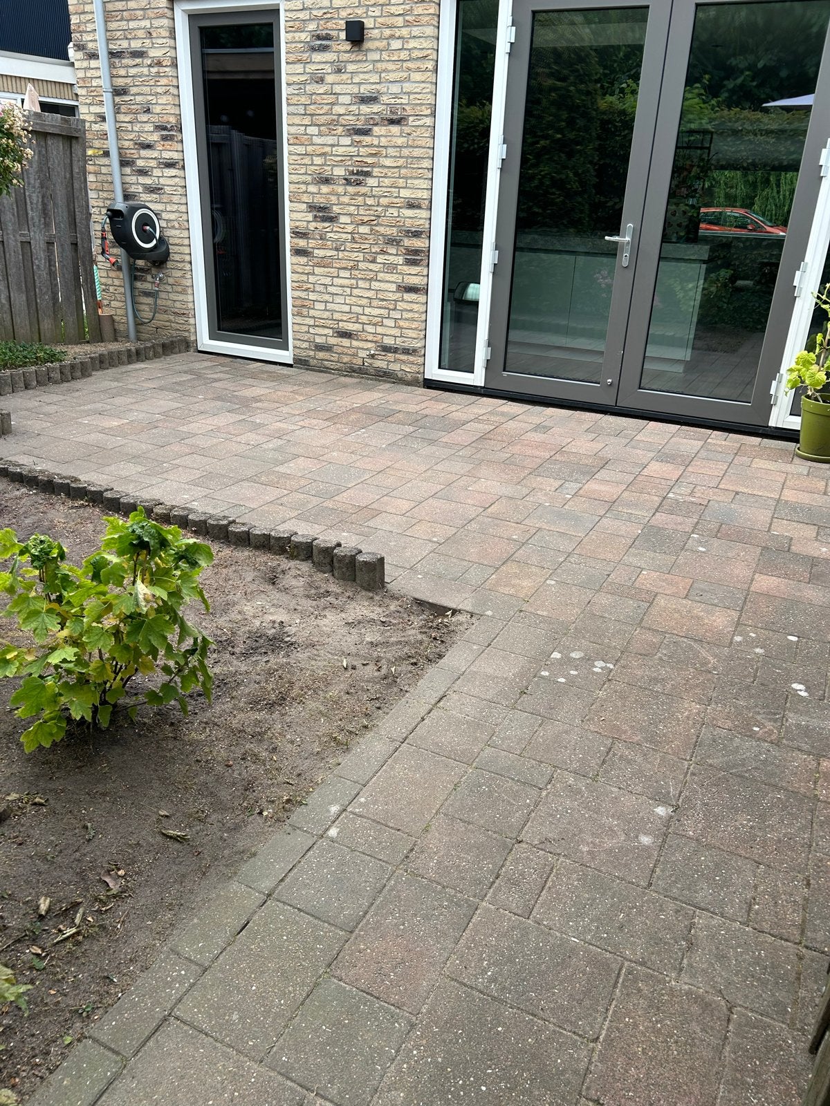GRATIS 18m2 terras tegels af te halen, Tuin en Terras, Tegels en Klinkers, Ophalen, Gebruikt, Klinkers, 10 m² of meer