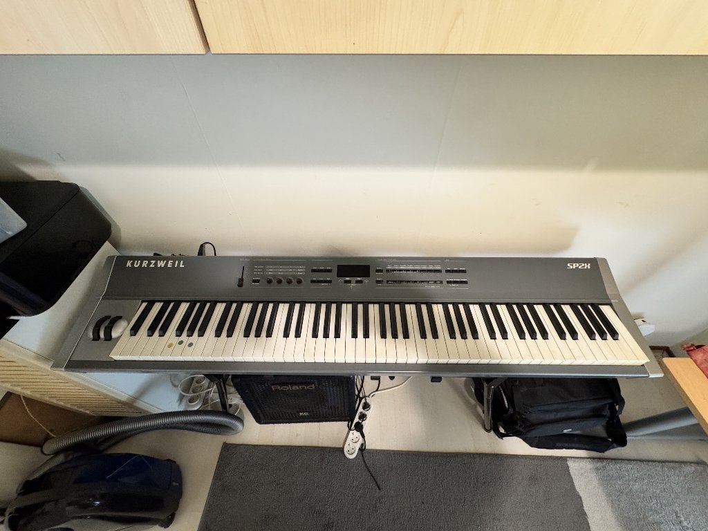 Kurzweil SP2X Digitale piano met Roland versterker, Muziek en Instrumenten, Ophalen, Gebruikt, Overige kleuren, Digitaal