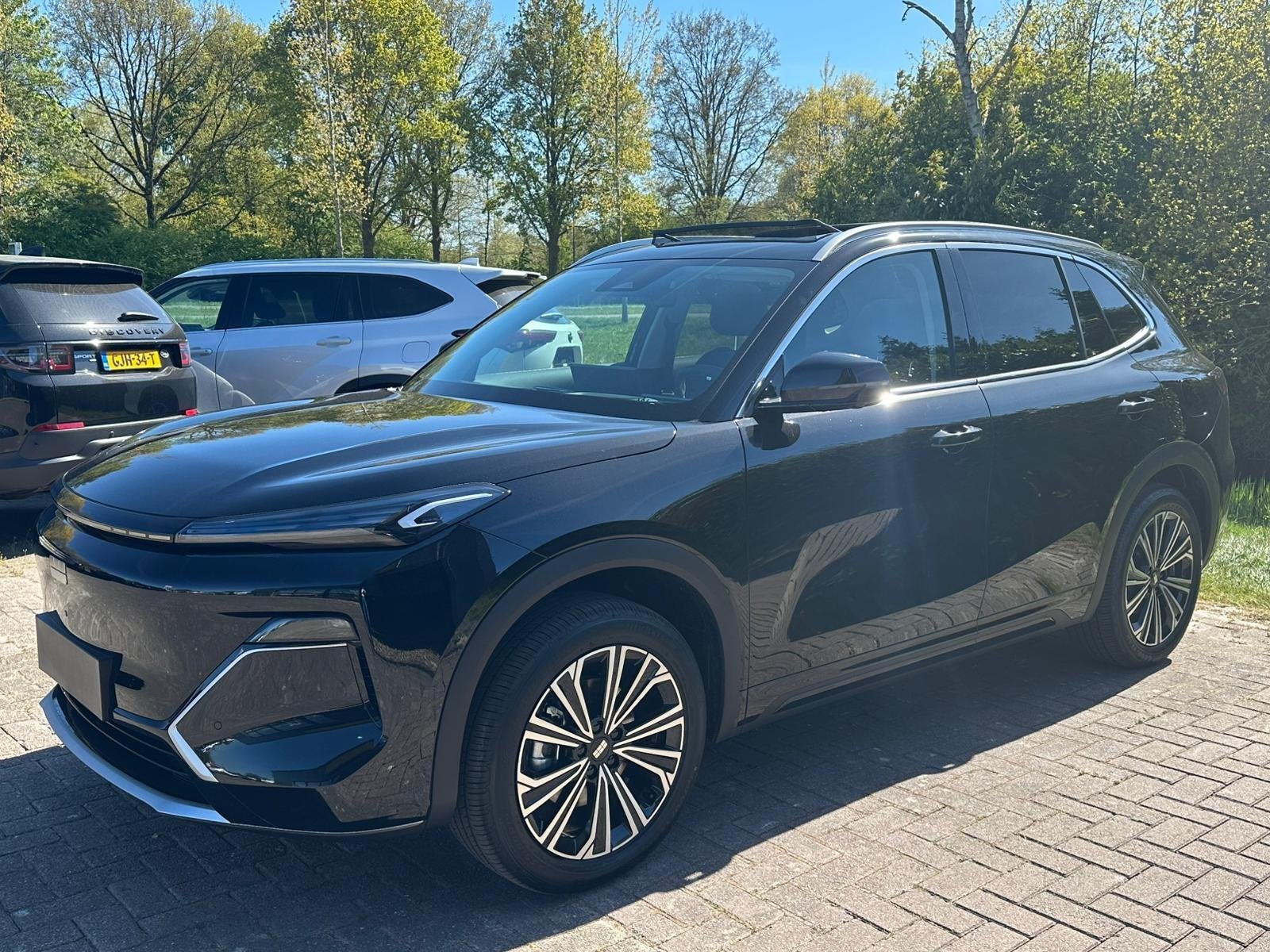 Geely Starray EM-i 1.5 Max+ 262 PK | Panorama | Stoelen voor, Auto's, Euro 6, 4 cilinders, Plug-in hybride, Lichtsensor