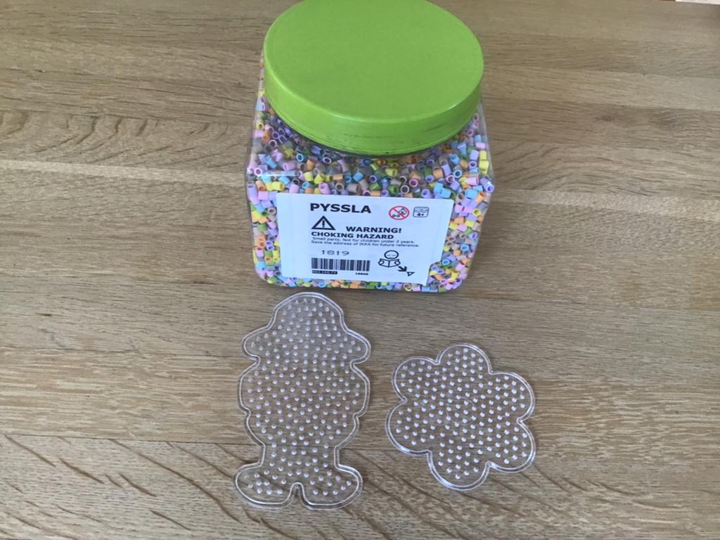 Strijkkralen Ikea pastel met 2 sjablonen, Ophalen of Verzenden, Zo goed als nieuw