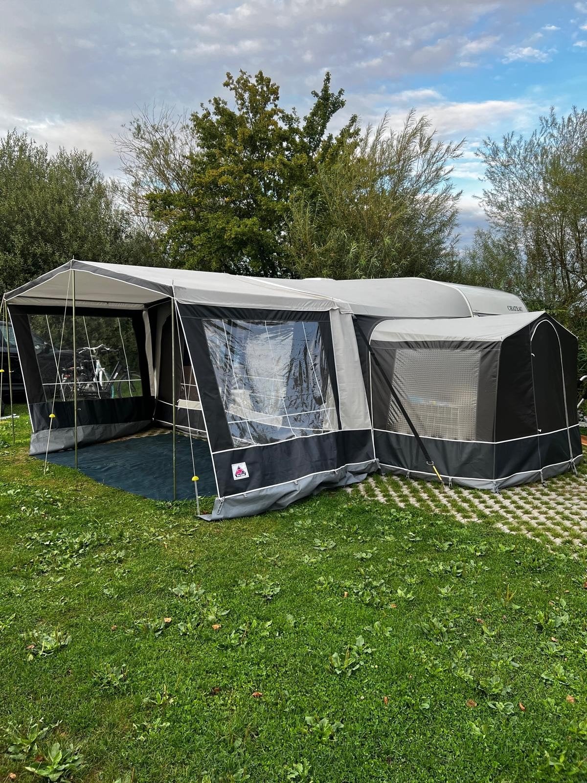 Chateau Caratt 4 persoons € 5.850,00, Caravans en Kamperen, Caravans, Treinzit, Particulier, Luifel, Tot en met 4