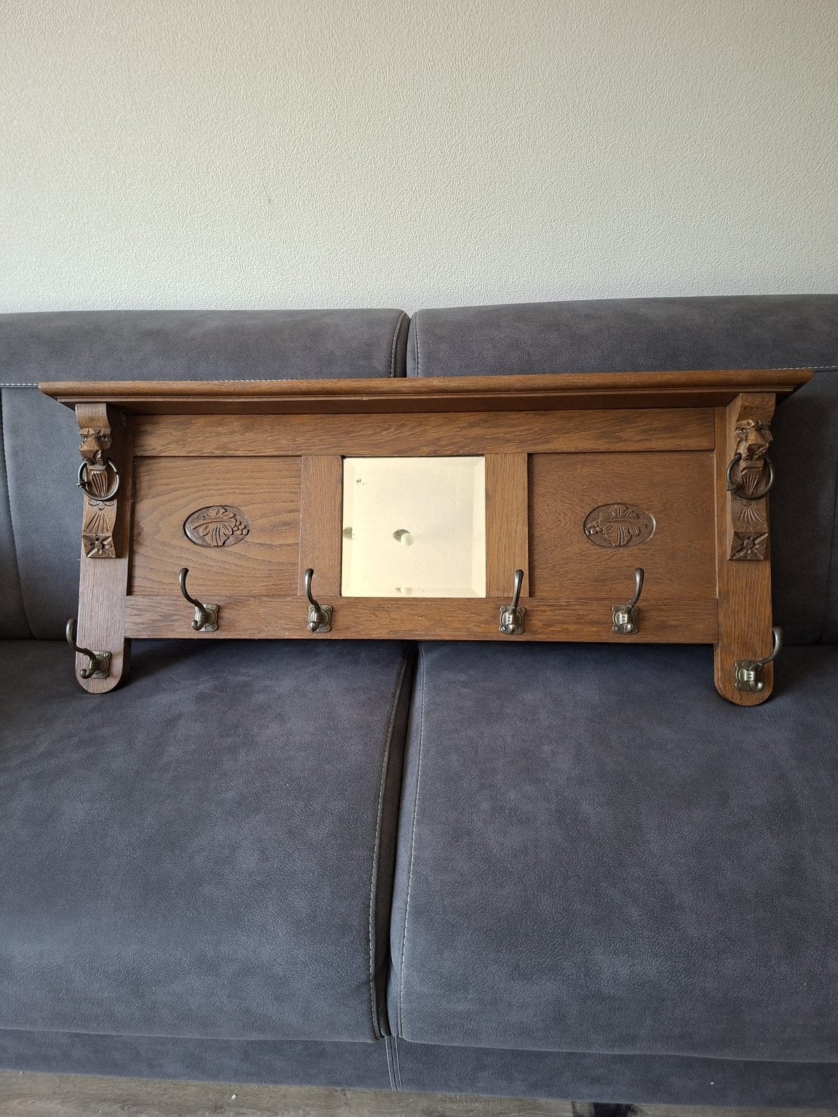 Houten kapstok, Ophalen, Gebruikt
