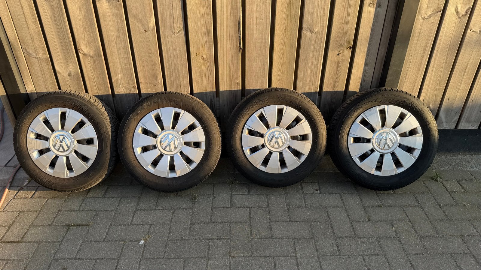 Volkswagen Up All Season Banden 165/70 R14 (4 stuks), Auto-onderdelen, Ophalen, 14 inch, Gebruikt, All Season