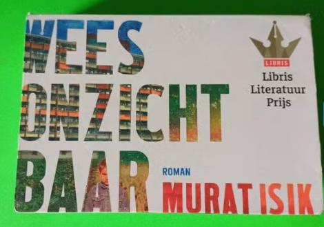 Wees onzichtbaar Dwarsligger Murat Isik, Ophalen of Verzenden, Gelezen