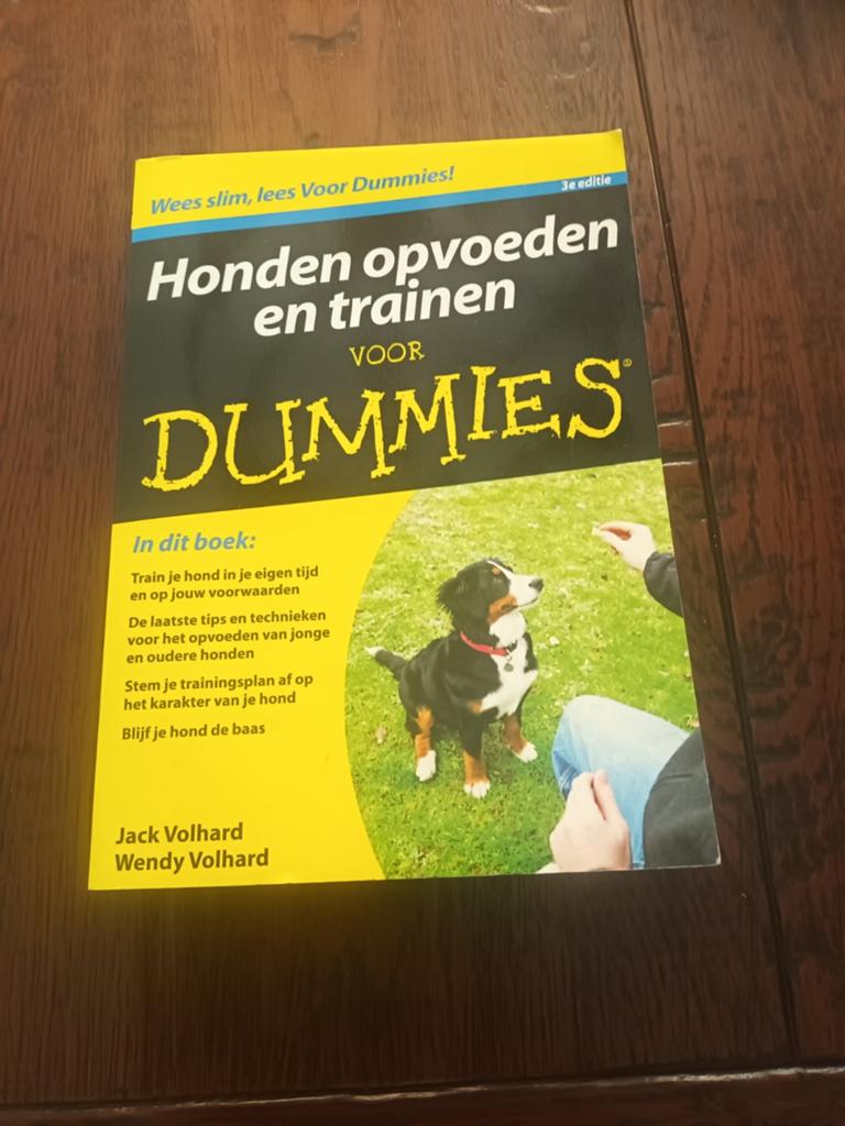 Volhard, J Volhard, WHonden opvoeden en trainen voor dummies, Ophalen of Verzenden, Zo goed als nieuw