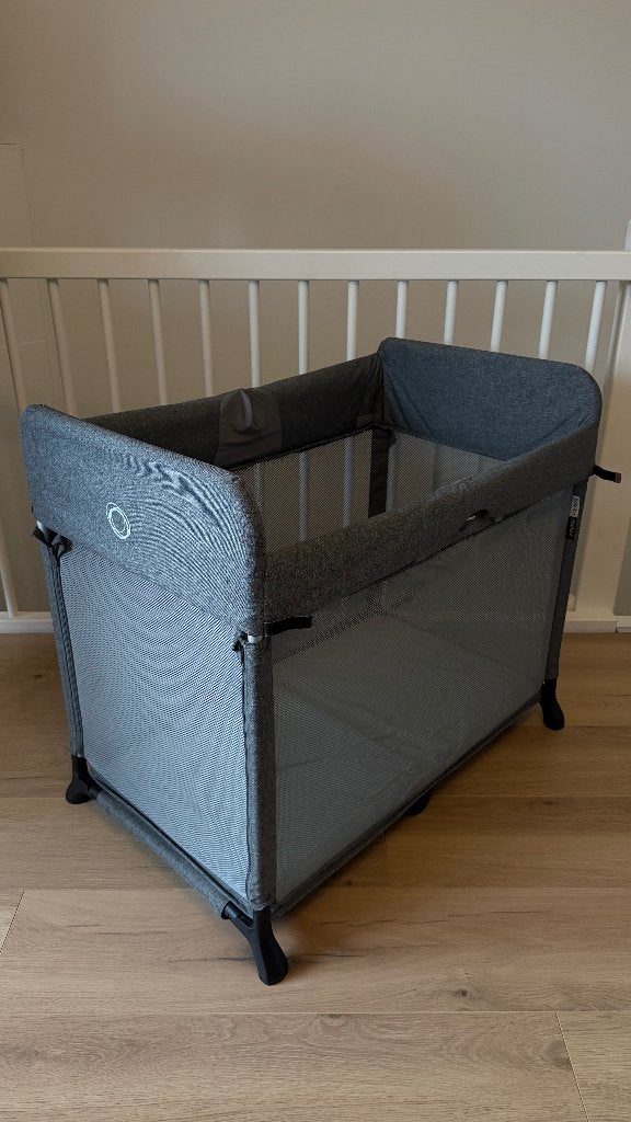 Te huur: Bugaboo Stardust campingbedje, Ophalen, Zo goed als nieuw, Reisbedje