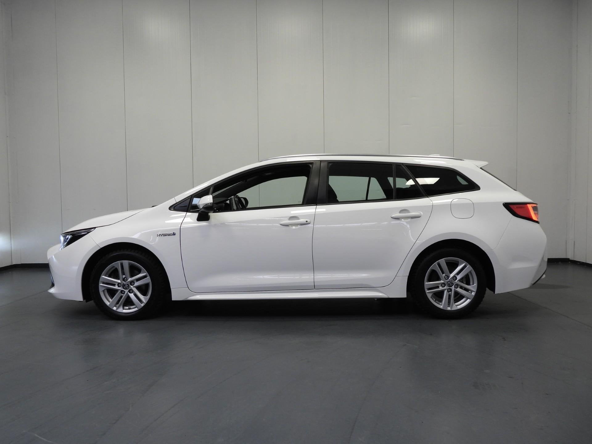 Foto 2 van Toyota Corolla Touring Sports 1.8 Hybrid Business NAVI-APP/T