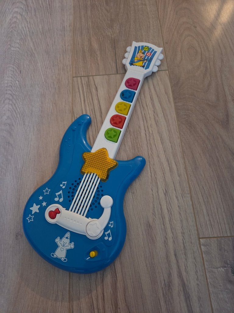 Bumba gitaar en puzzel, Ophalen, Minder dan 10 stukjes, Zo goed als nieuw, 6 maanden tot 2 jaar