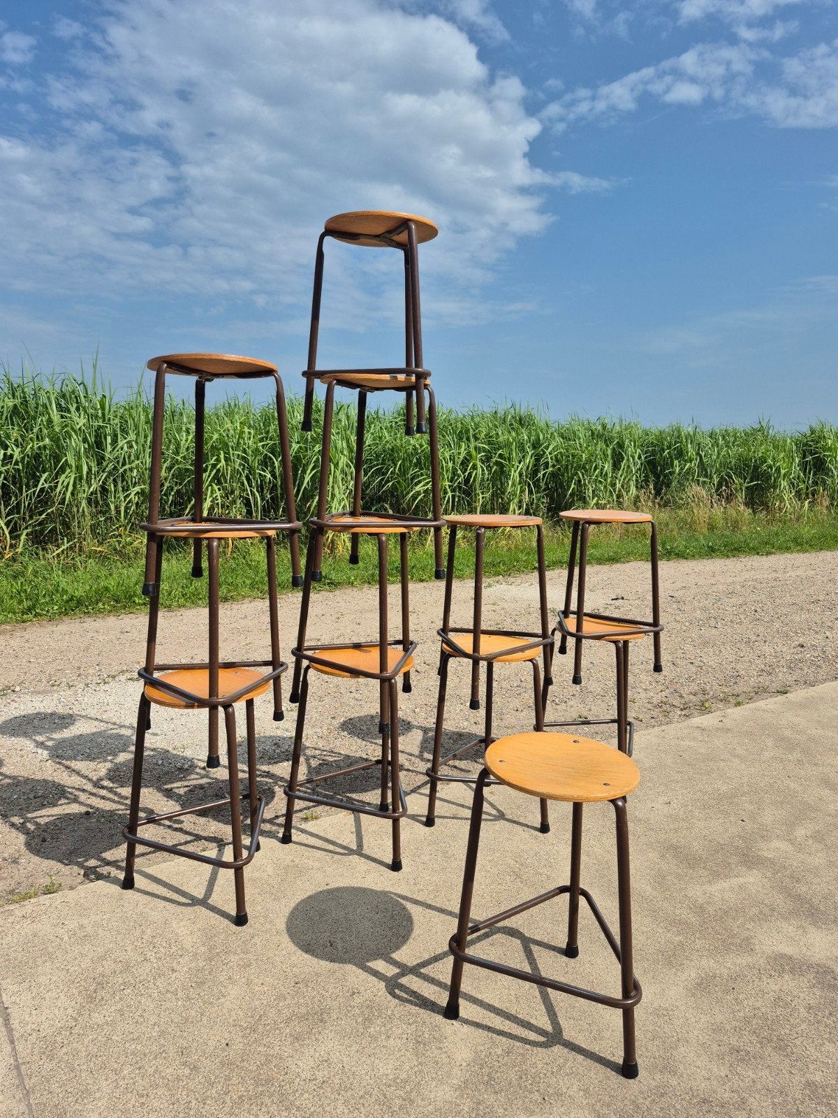 12 vintage krukjes 3 poot atelier werkplaats school, Huis en Inrichting, Ophalen, Gebruikt, IJzer