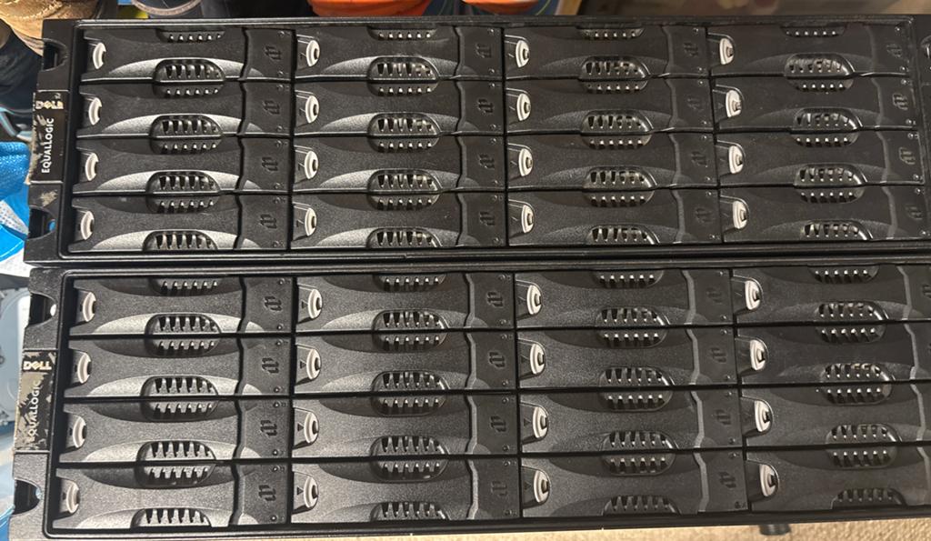 Dell EqualLogic PS5000 SAN Opslag Systeem, Computers en Software, Harde schijven, Ophalen, Gebruikt, SCSI, Server