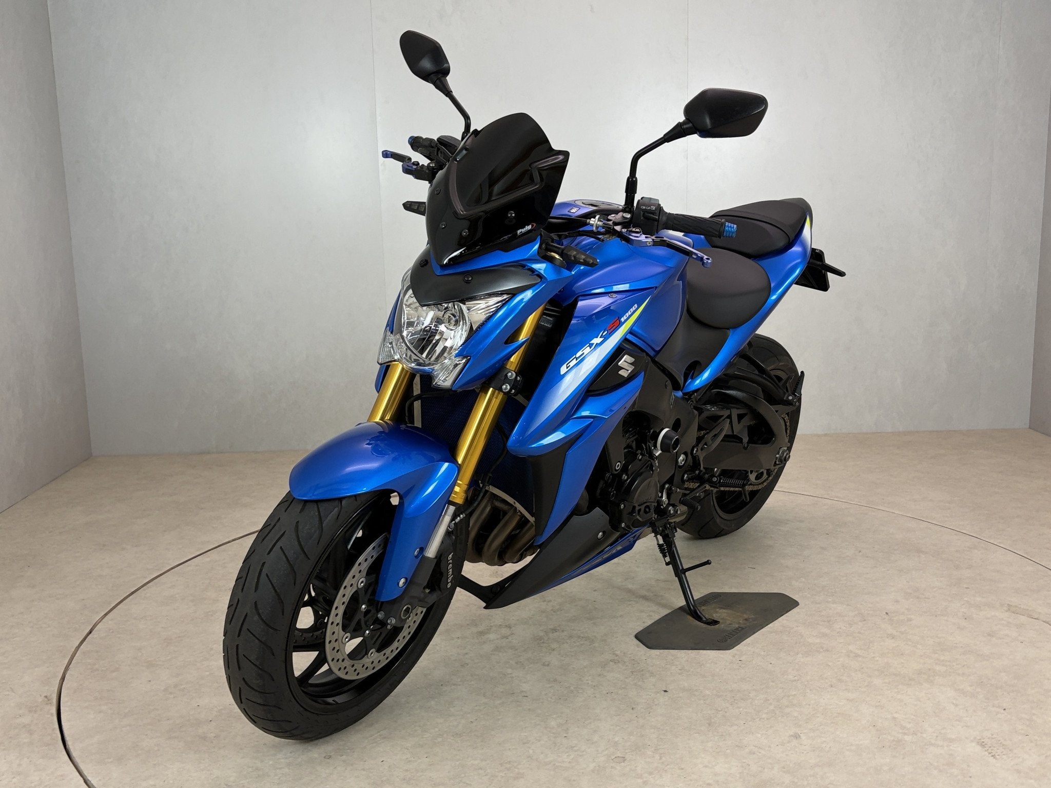 Suzuki GSX-S1000 (bj 2015), Suzuki B.V. Nimag, Lange Dreef 12
4131 NH  VIANEN, Bedrijf, Klantenservice@suzuki.nl