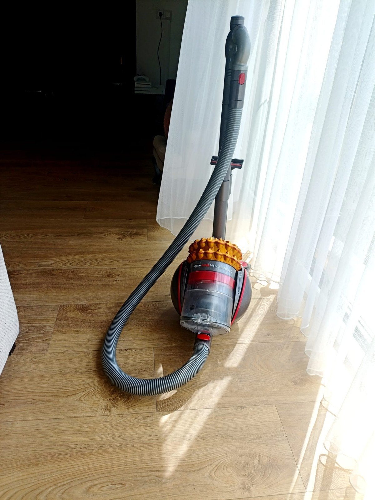 Dyson stofzuiger, Ophalen, Gebruikt