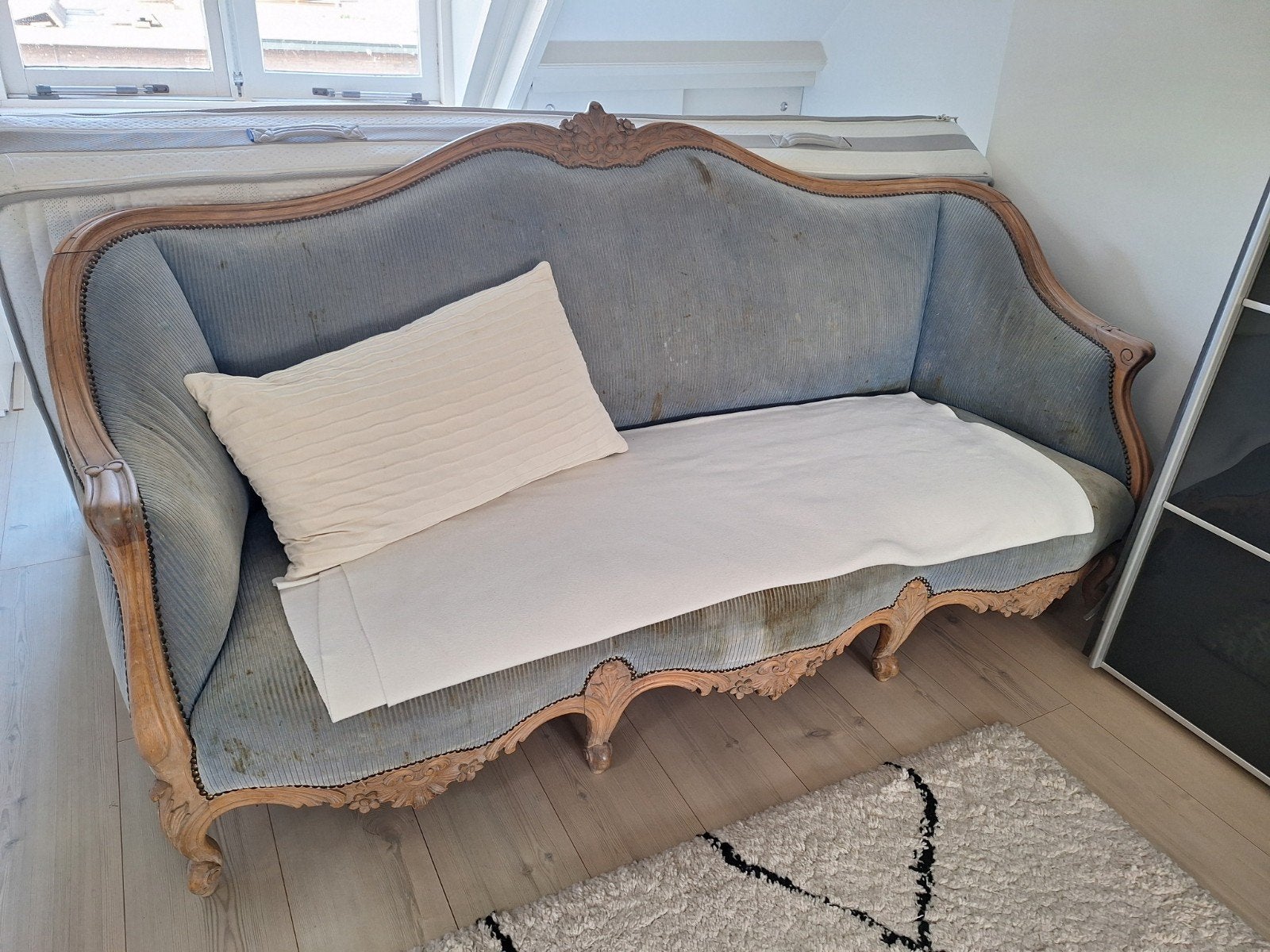 Barok bank, moet opnieuw worden bekleed, Ophalen of Verzenden, Gebruikt, 75 tot 100 cm