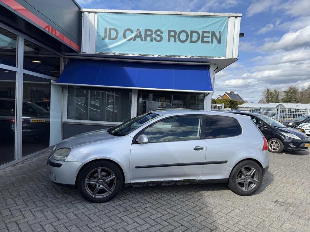 Volkswagen Golf 1.4 Trendline! Inruil koopje! zomee!, Auto's, Volkswagen, Voorwielaandrijving, 15 km/l, Gebruikt, 4 cilinders
