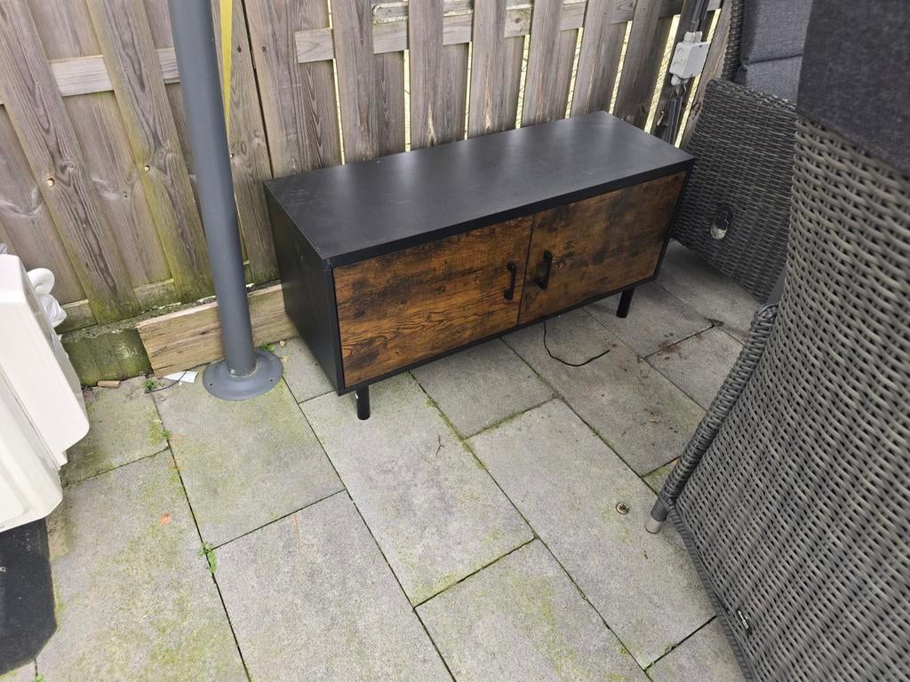 Schoenenkast met 2 deuren - industrieel design, Huis en Inrichting, Kasten | Schoenenkasten, Ophalen, Gebruikt, Industrieel
