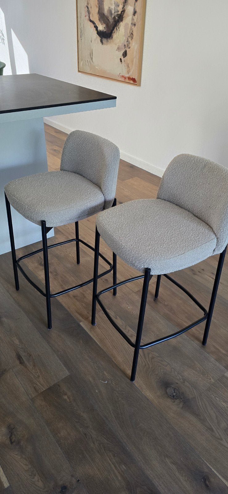 Set van 2 moderne barkrukken met teddy stof, 2 krukken, Ophalen, Zo goed als nieuw, 60 tot 90 cm