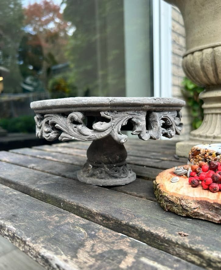 Brocante kleine grijze etagere…leuk op de tuintafel, Ophalen of Verzenden