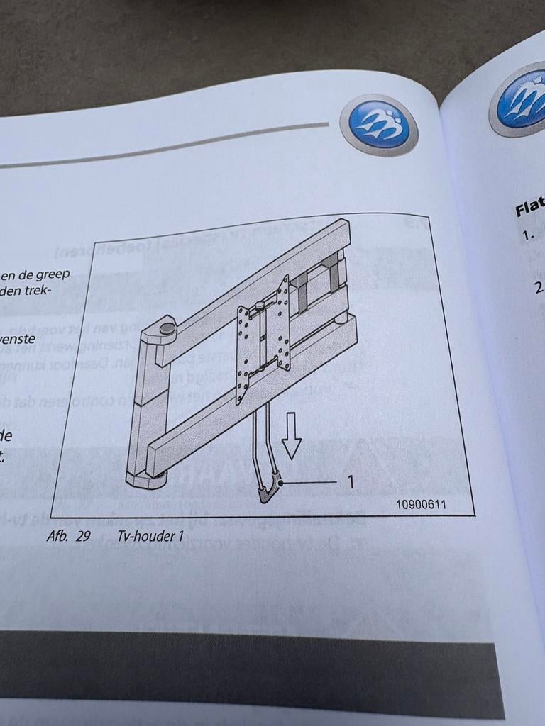 Nieuwe Tv beugel en nieuw opstapje voor camper of caravan, Ophalen of Verzenden, Nieuw