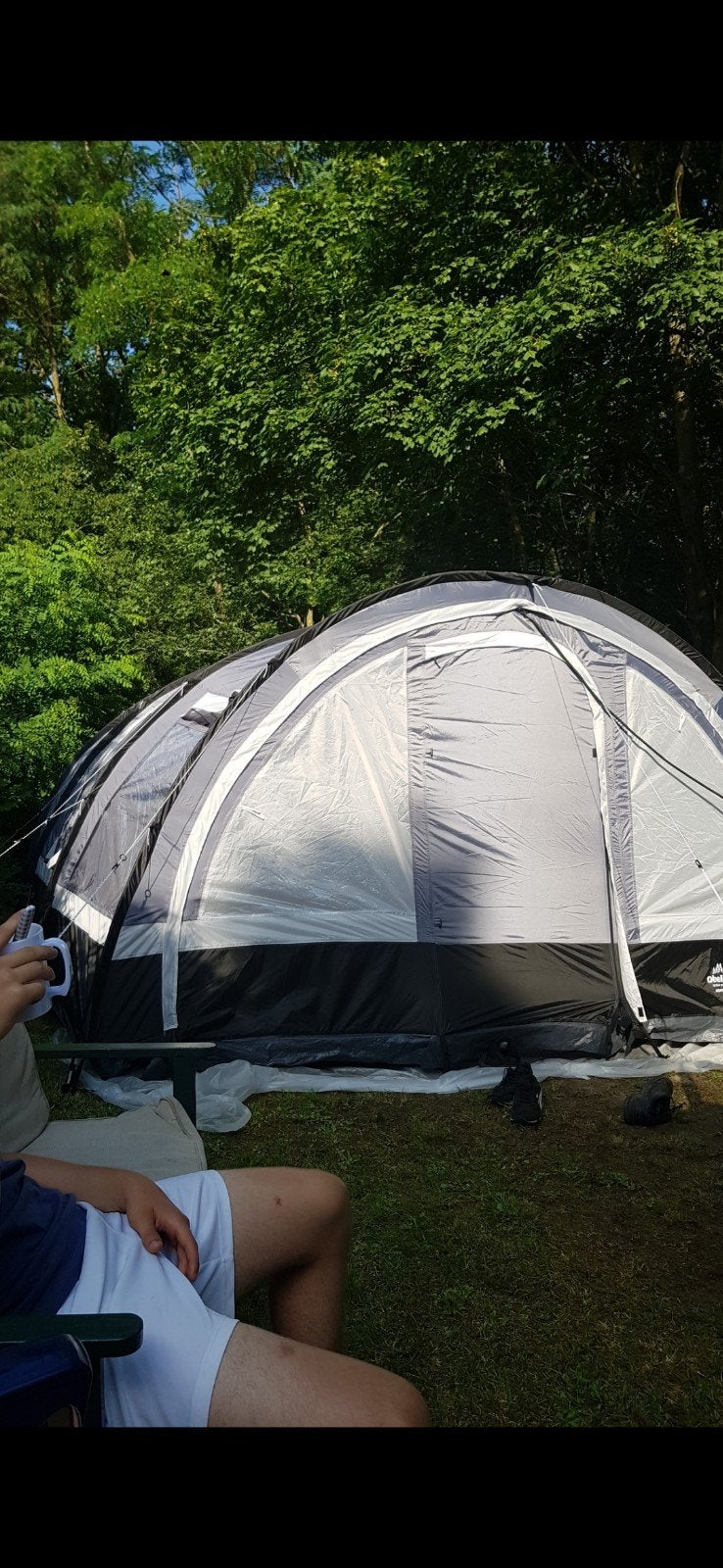 Tunneltent met vaste vloer, Ophalen, Zo goed als nieuw