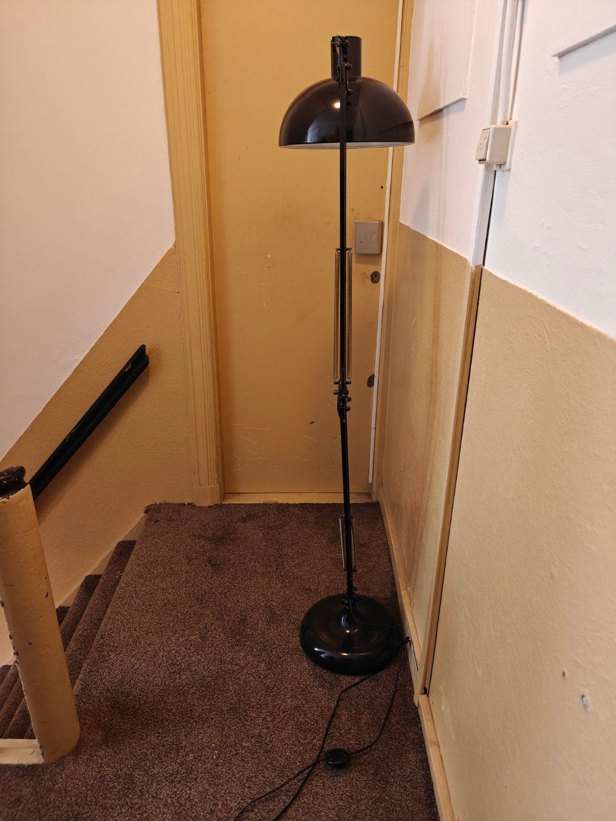 Zwarte vloerlamp van Ikea, Ophalen, Zo goed als nieuw, 150 tot 200 cm