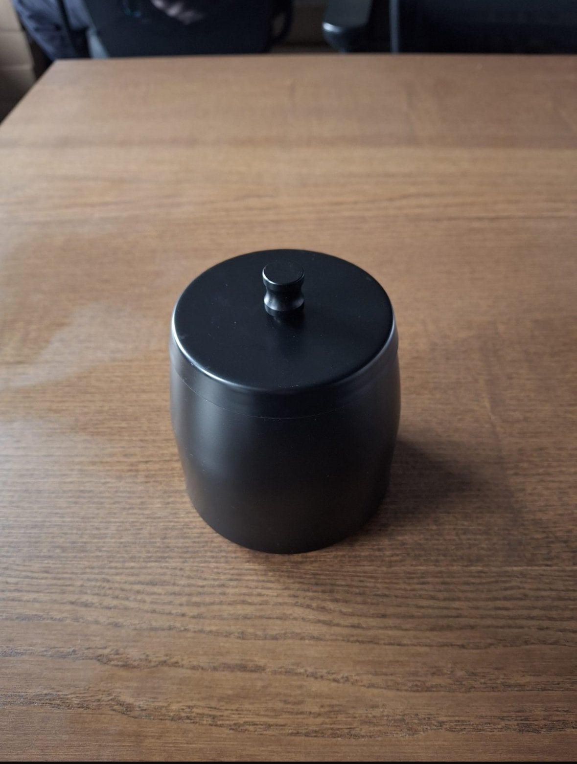 Nieuwe zwarte asbak met deksel, Ophalen of Verzenden, Nieuw, Asbak