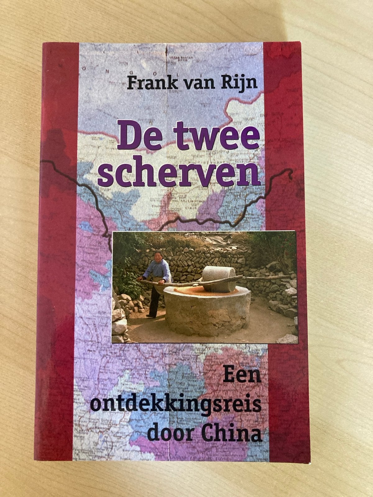 De twee scherven - Ontdekkingsreis door China, Boeken, Ophalen of Verzenden, Zo goed als nieuw, Azië
