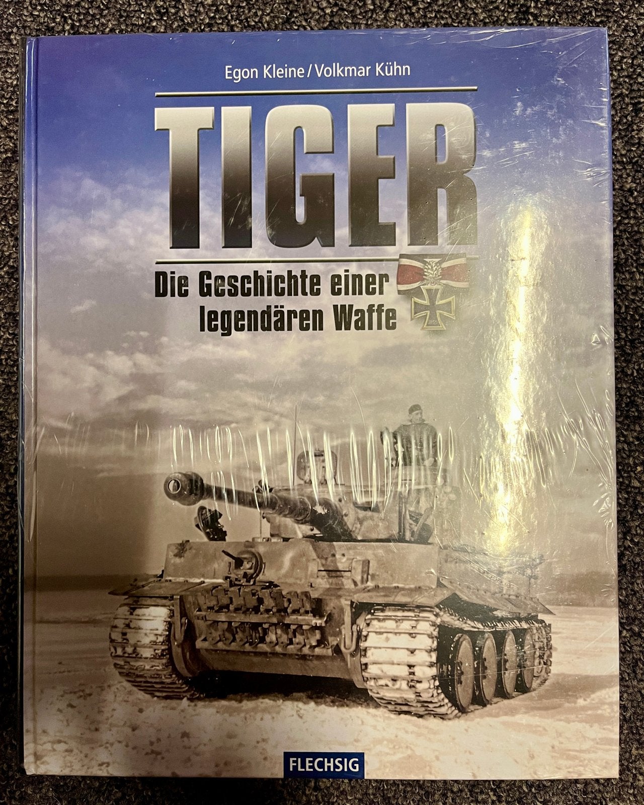 Tiger: De geschiedenis van een legendarisch wapen, Ophalen of Verzenden, Tweede Wereldoorlog, Nieuw, Landmacht