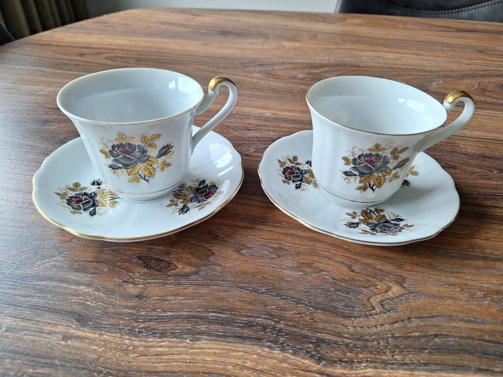 2x Royal Frankonia Kop en Schotel - Vintage met Bloemen, Antiek en Kunst, Antiek | Servies los, Ophalen of Verzenden