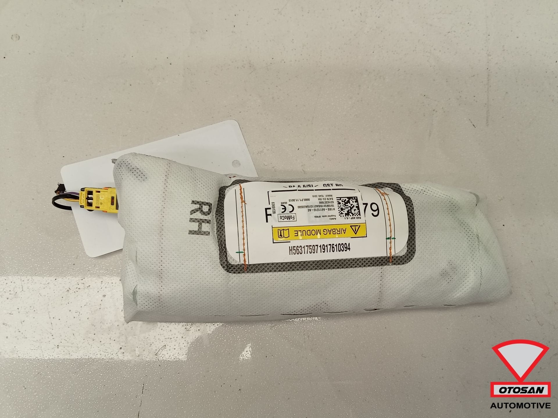 FORD FIESTA MK8 2017+ stoel airbag Rechts H1BB-A611D10-AE, Gebruikt, Info@ford.com, Ophalen of Verzenden, Ford