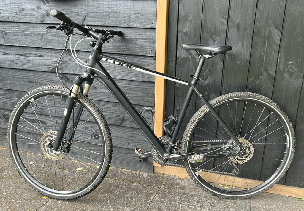 Cube Cross Pro fiets weg/gravel/MTB - Perfect voor Avontuur, 28 inch, Gebruikt, Vering, Meer dan 20 versnellingen