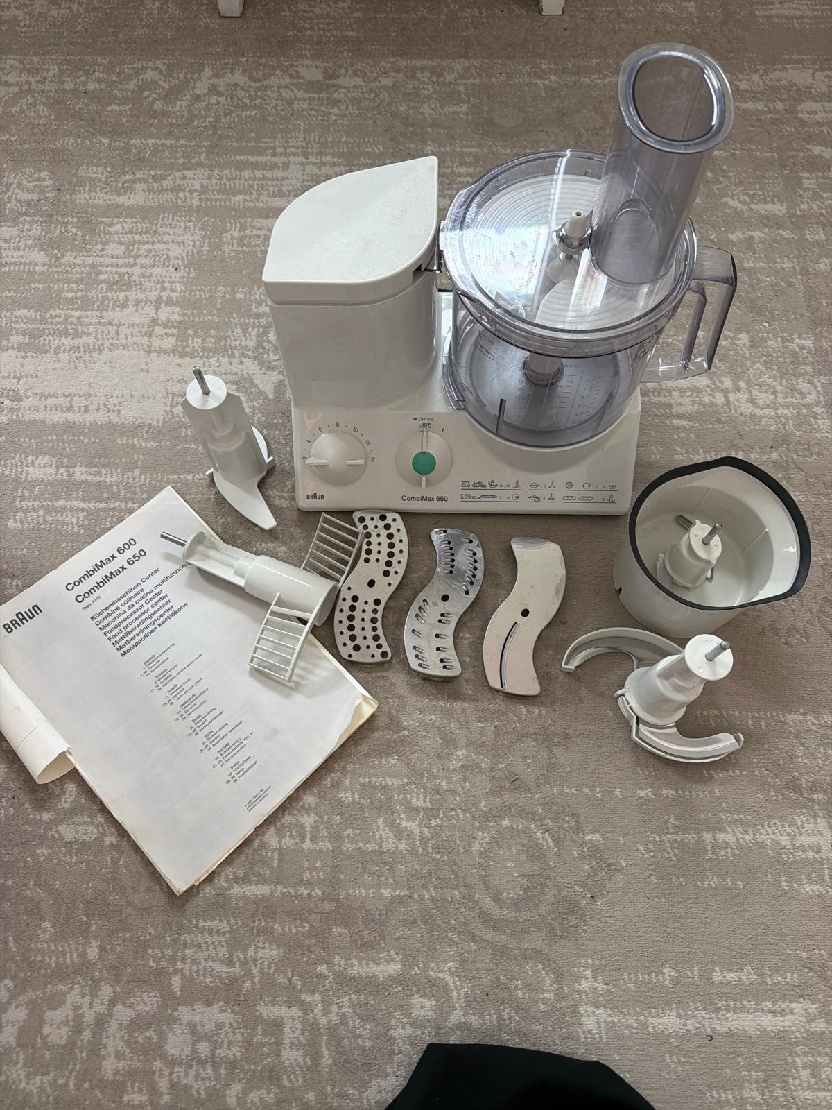 Braun CombiMax 650 Keukenmachine met accessoires, 1 tot 2 liter, Ophalen, Gebruikt, 3 snelheden of meer
