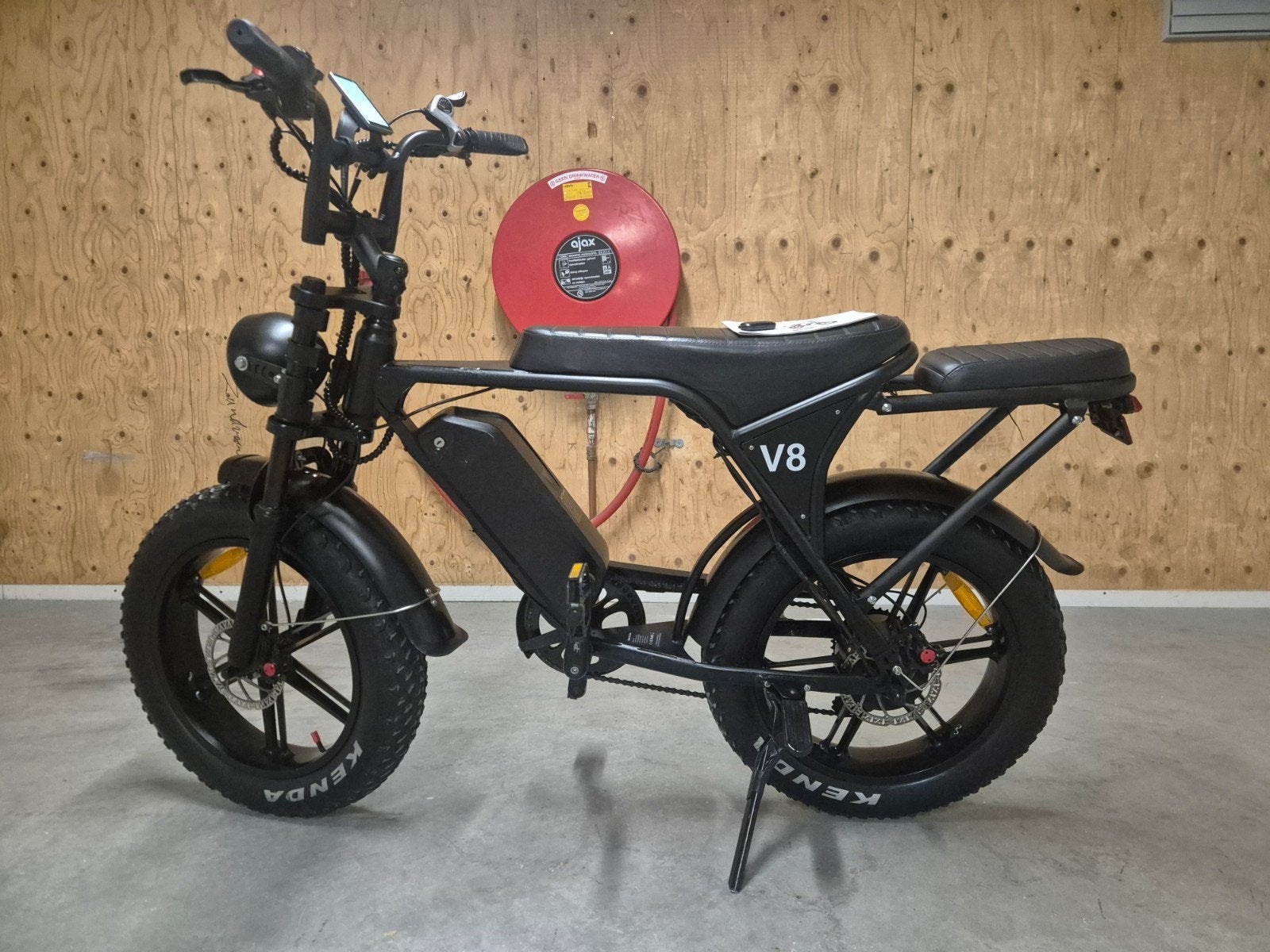 Ouxi V8 Fatbike - Zo goed als nieuw, met alarm, Ophalen, Zo goed als nieuw
