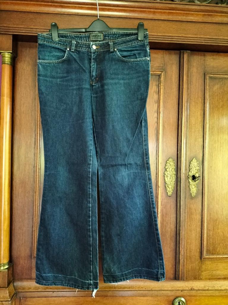 spijkerbroek / jeans van Versace wijdtemaat 32, Ophalen, Blauw, Zo goed als nieuw, W30 - W32 (confectie 38/40)