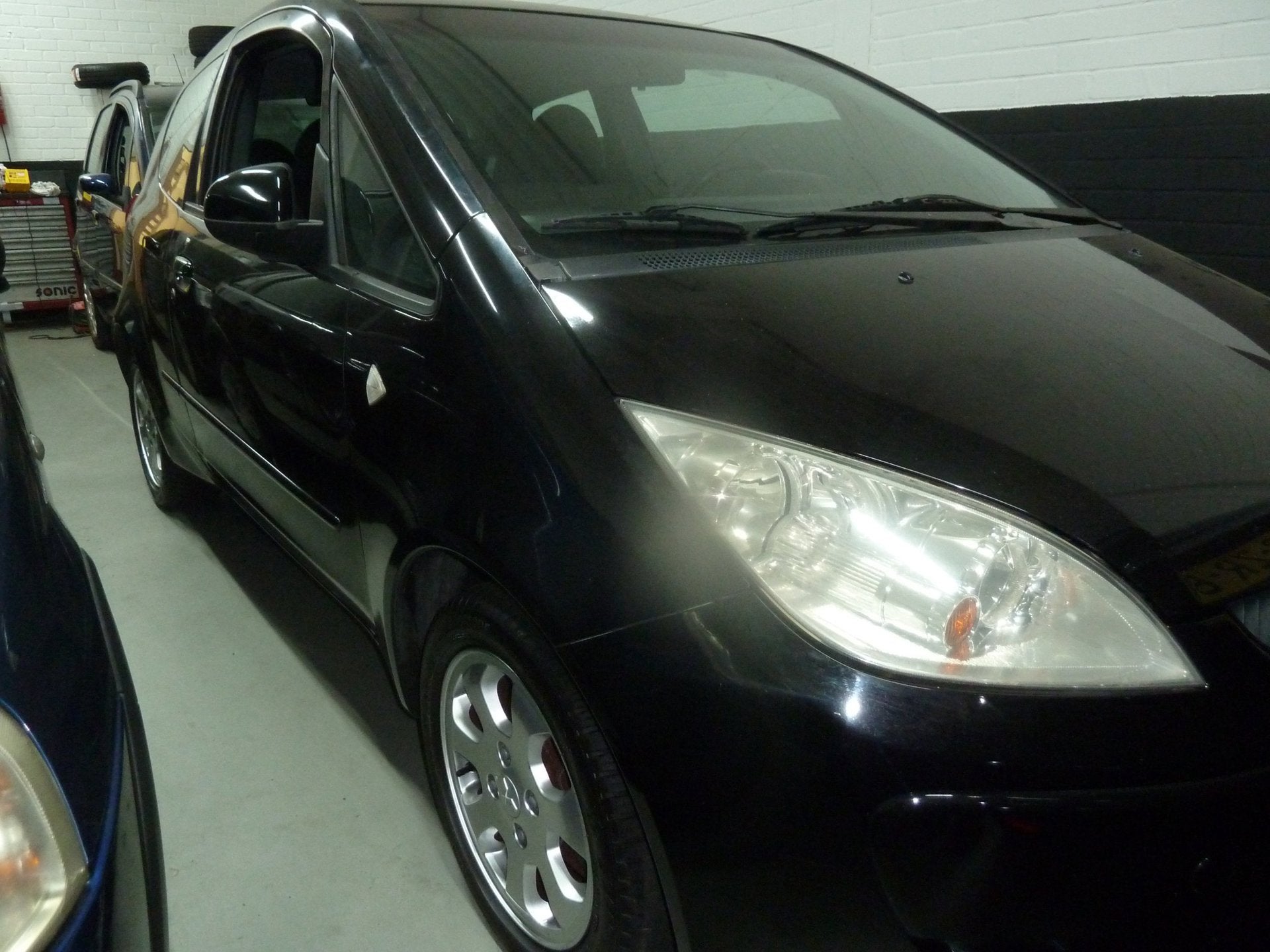 Mitsubishi Colt 1.3 Invite airco goed onderhouden, Auto's, Voorwielaandrijving, Gebruikt, 750 kg, Origineel Nederlands