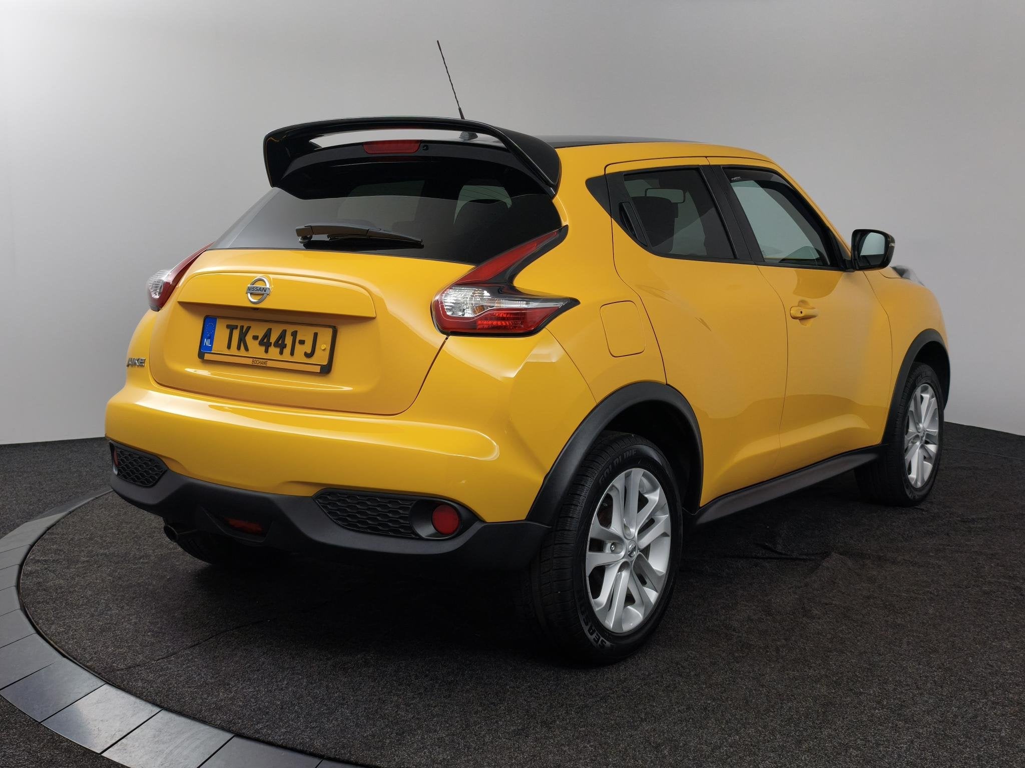 Nissan Juke 1.6 N-Connecta | Automaat | Achteruitrijcamera |, Auto's, 4 cilinders, Met garantie (alle), 49 €/maand, Bedrijf